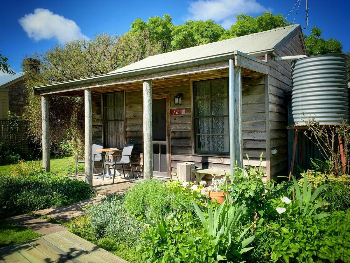 Cherry Plum Cottages Port Fairy Eksteriør billede