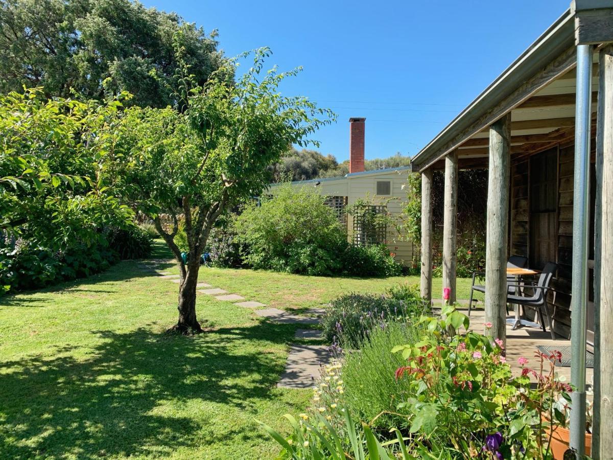 Cherry Plum Cottages Port Fairy Eksteriør billede