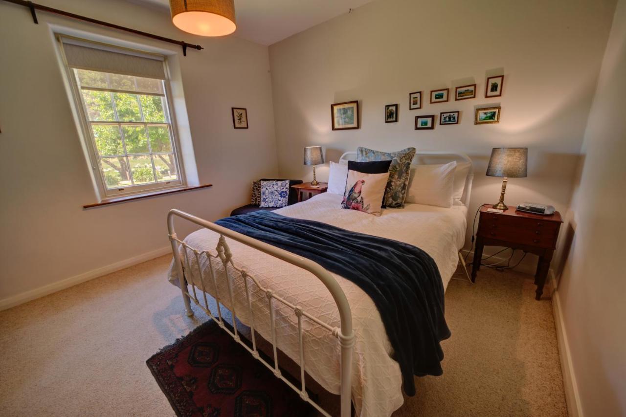 Cherry Plum Cottages Port Fairy Eksteriør billede